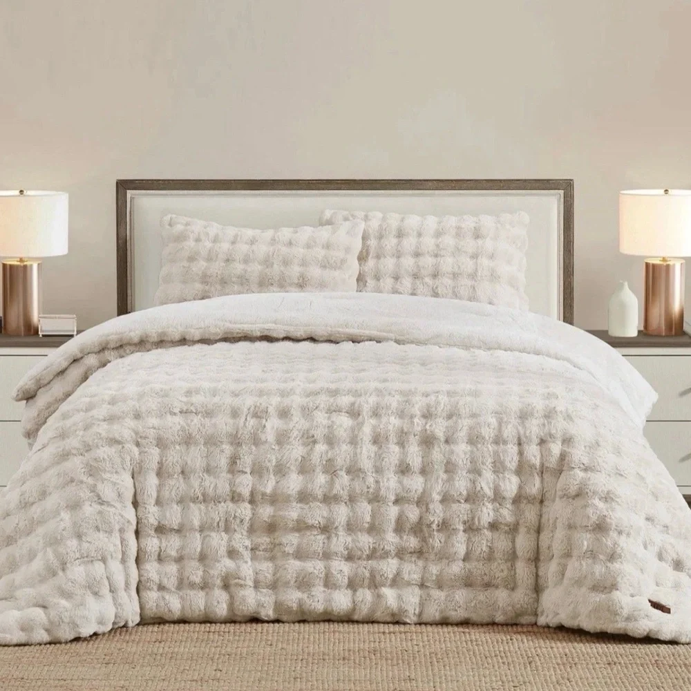 FRYE KING Luxury Bubble Faux Fur Comforter 3 Piece Set, Cream - Reversible
